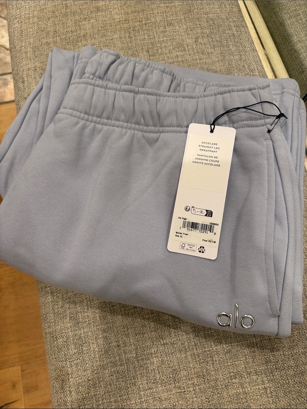 Men’s Alo NWT-Winter Frost Sweatpants XL